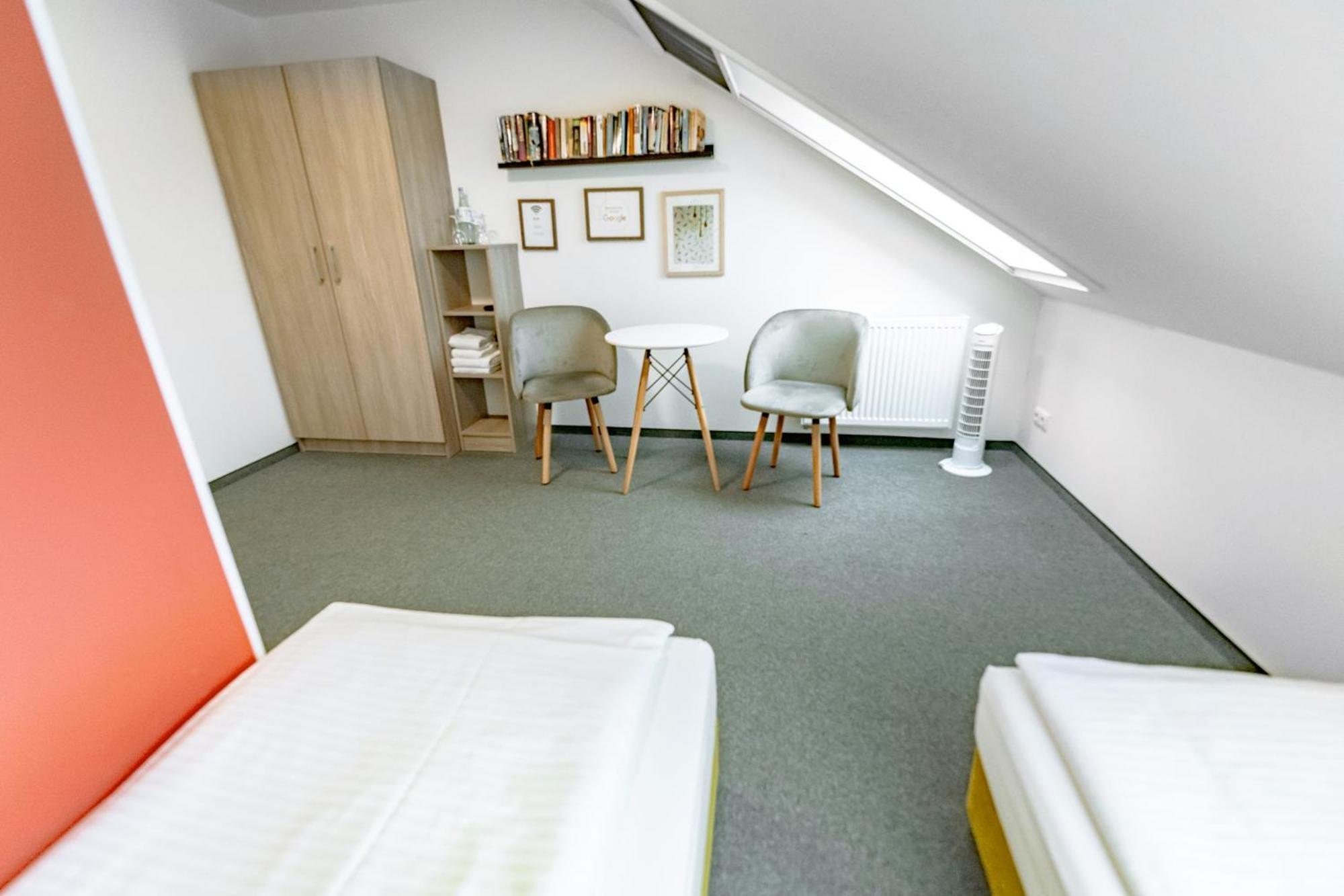 Pension Cafe Nina Бенц Номер фото